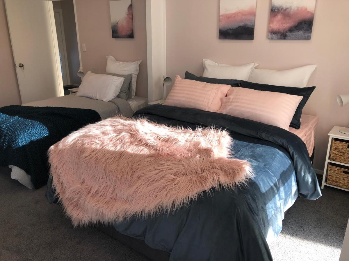Allie'S Hill Top Haven Bed & Breakfast Whanganui Eksteriør billede